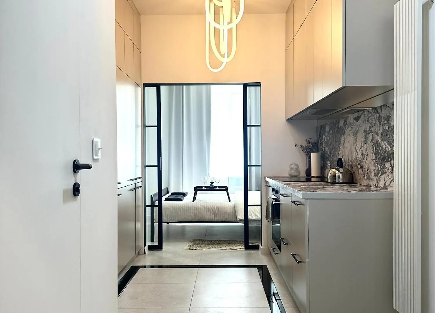 Lakowa Apartment ~ 1000M Main Square ~ Self Check-In 20H Wroclaw